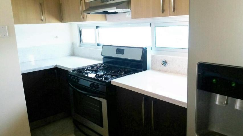 Amplio apartamento en venta avenida balboa