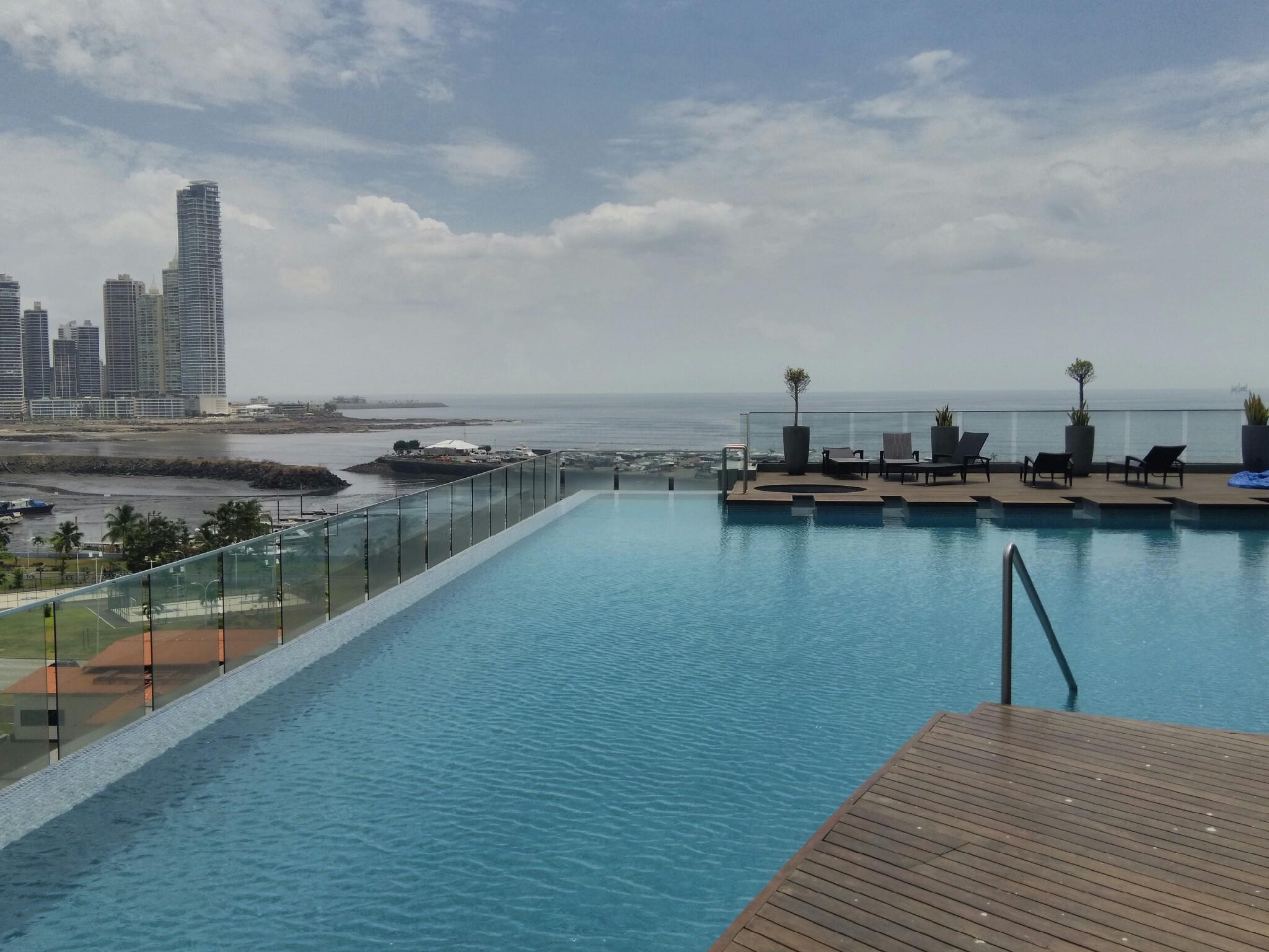 Vendo apartamento en la avenida balboa 2 recamaras yacth club 
