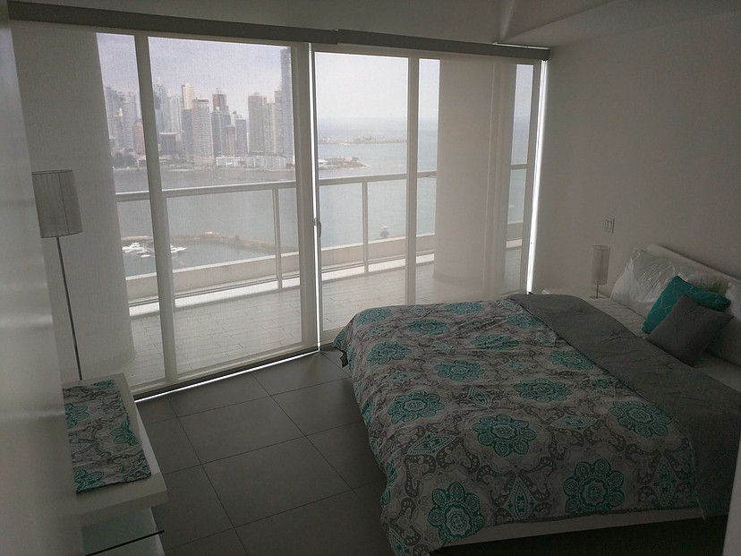 Alquiler o venta en ph yacht club avenida balboa 218mts2