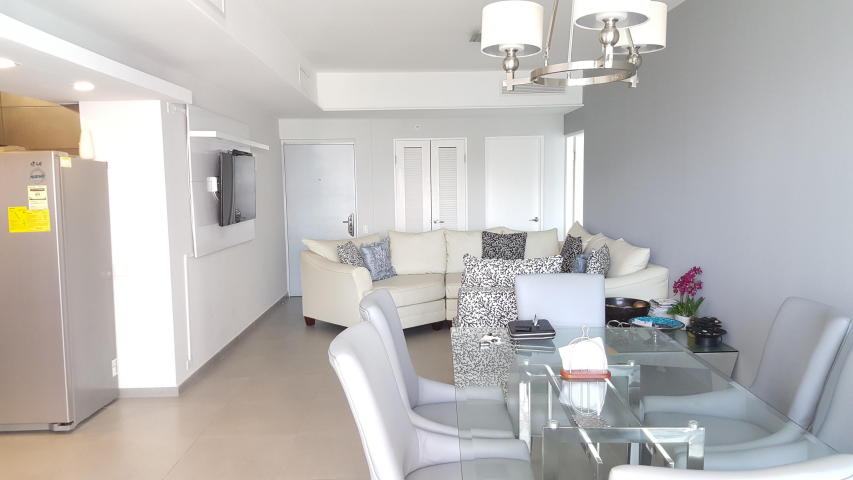 En venta en avenida balboa. mh