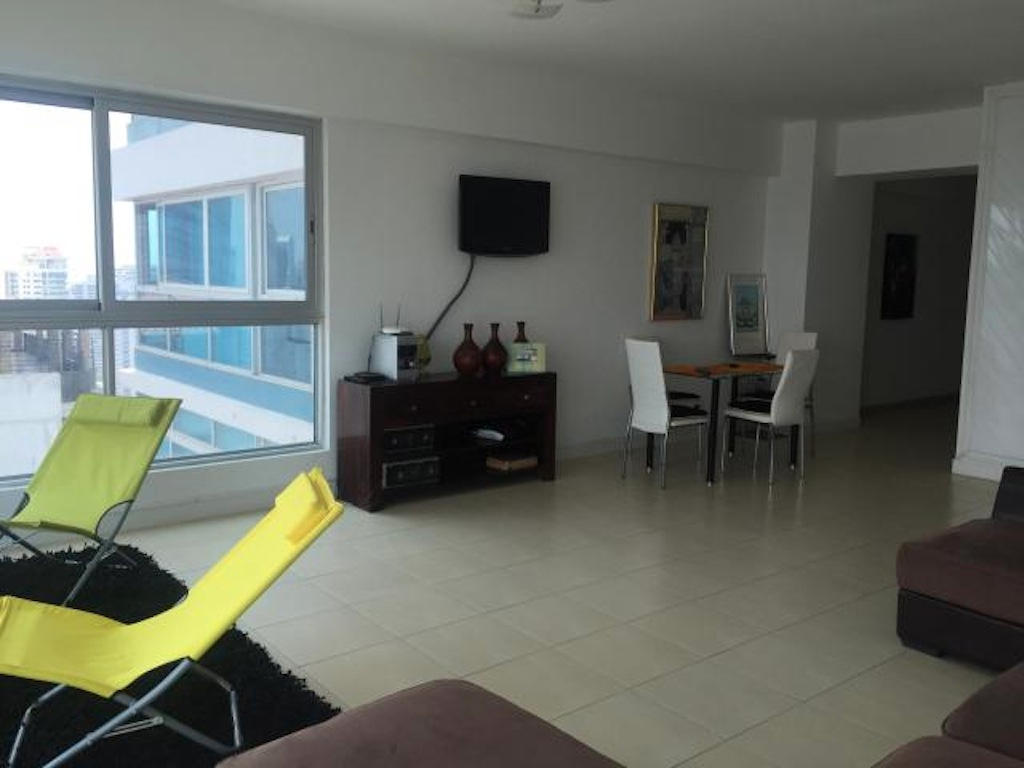 Vendo apartamento avenida balboa 2 recamaras grand bay tower 