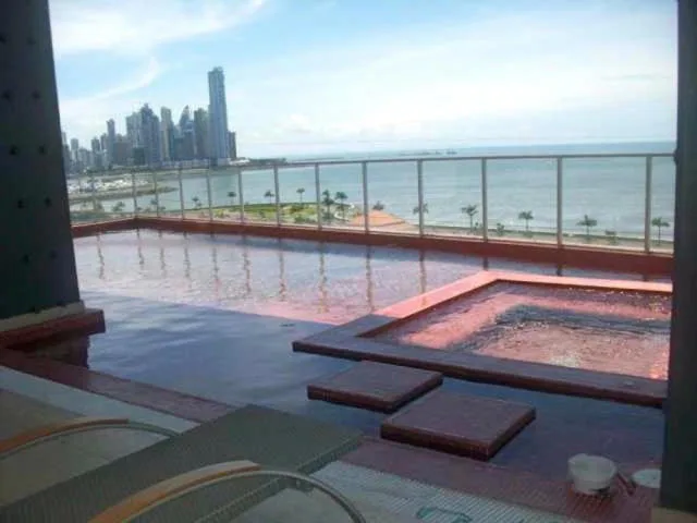 Venta confortable apartamento con vista al mar   — 4