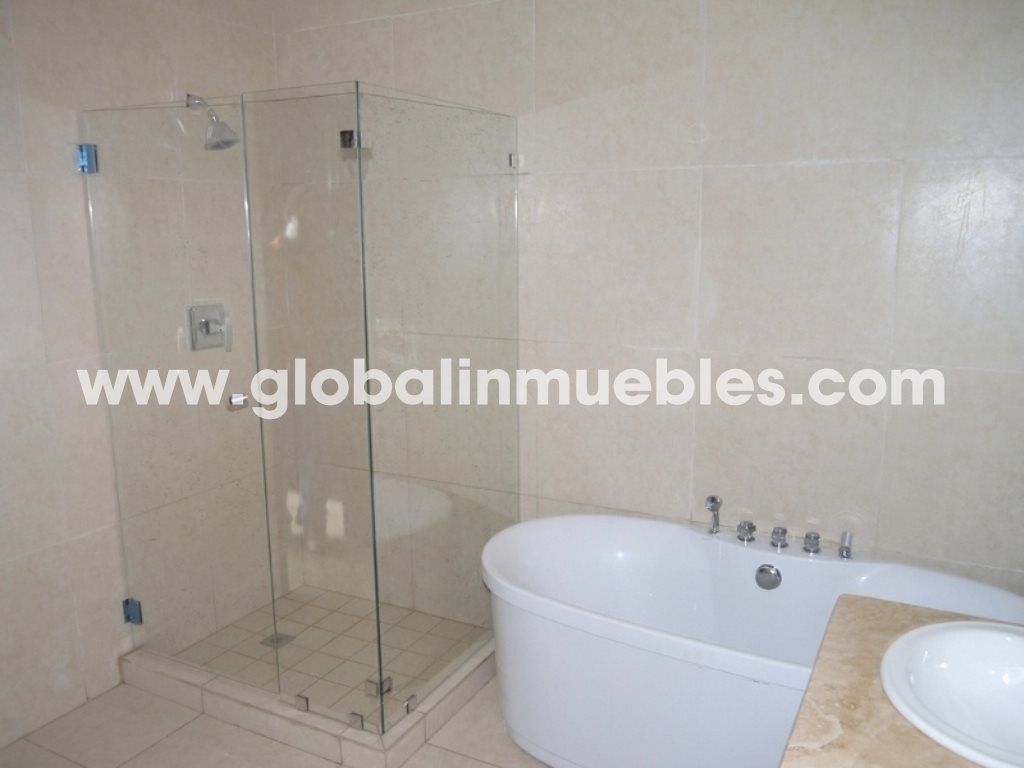 Oportunidad rivage vista al mar, piso alto y 2 parking