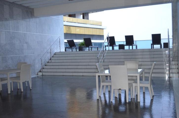 Hermoso apartamento en av. balboa   vl  16-4621