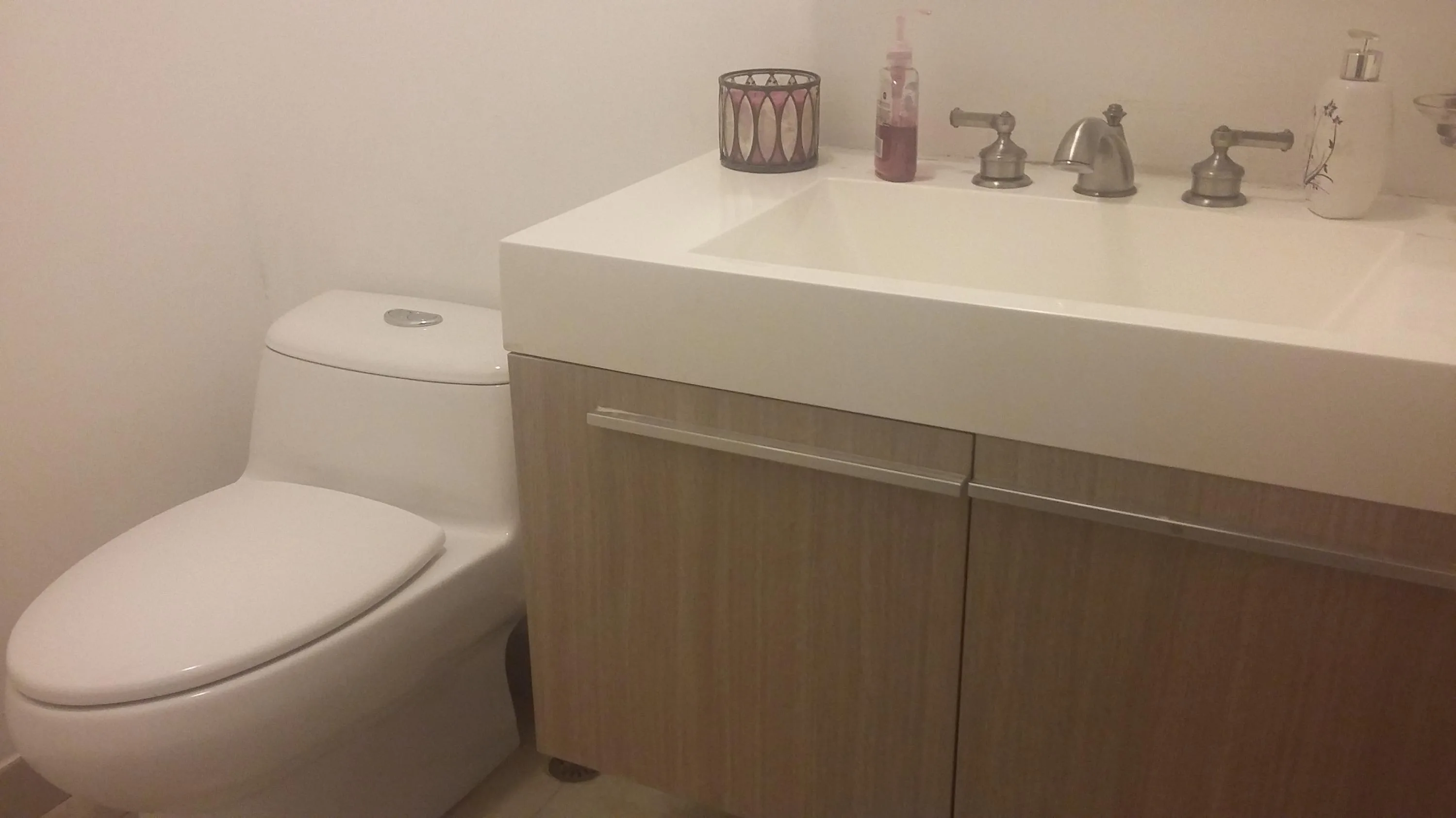 Alquilo apartamento vista al mar, amoblado, avenida balboa  — 3