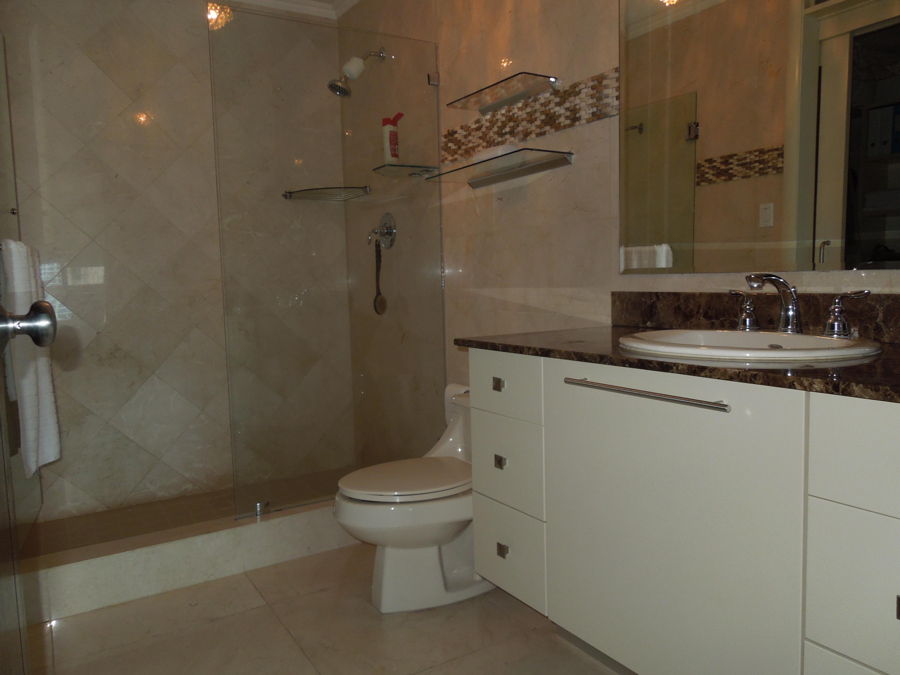 Alquilo apartamento amoblado, vista al mar, avenida balboa 