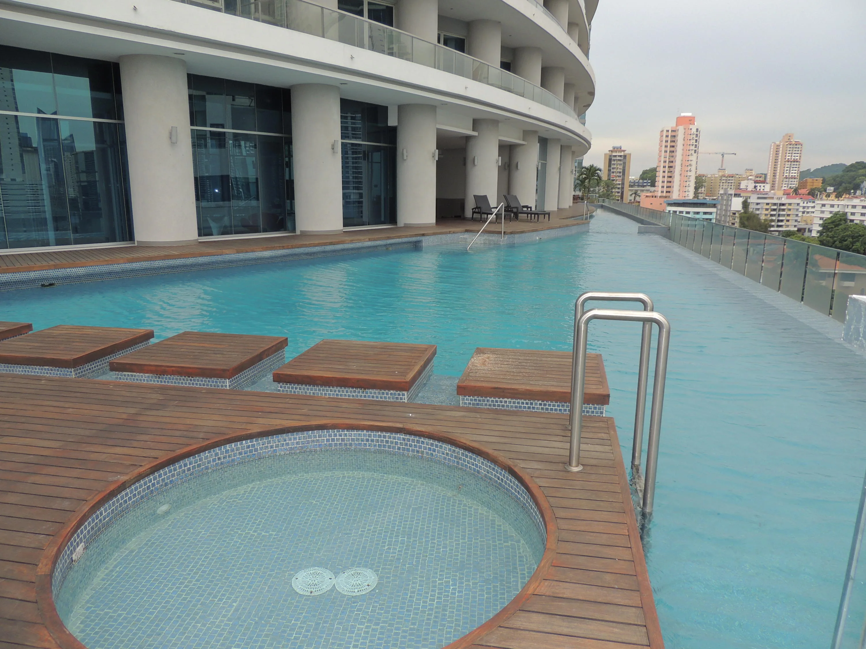 Alquilo apartamento avenida balboa yacht club amoblado  — 2