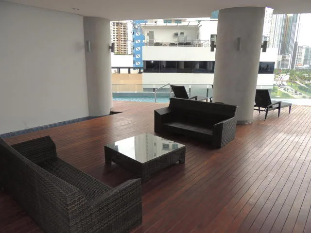 Exclusivo apartamento en avenida balboa  16-4941
