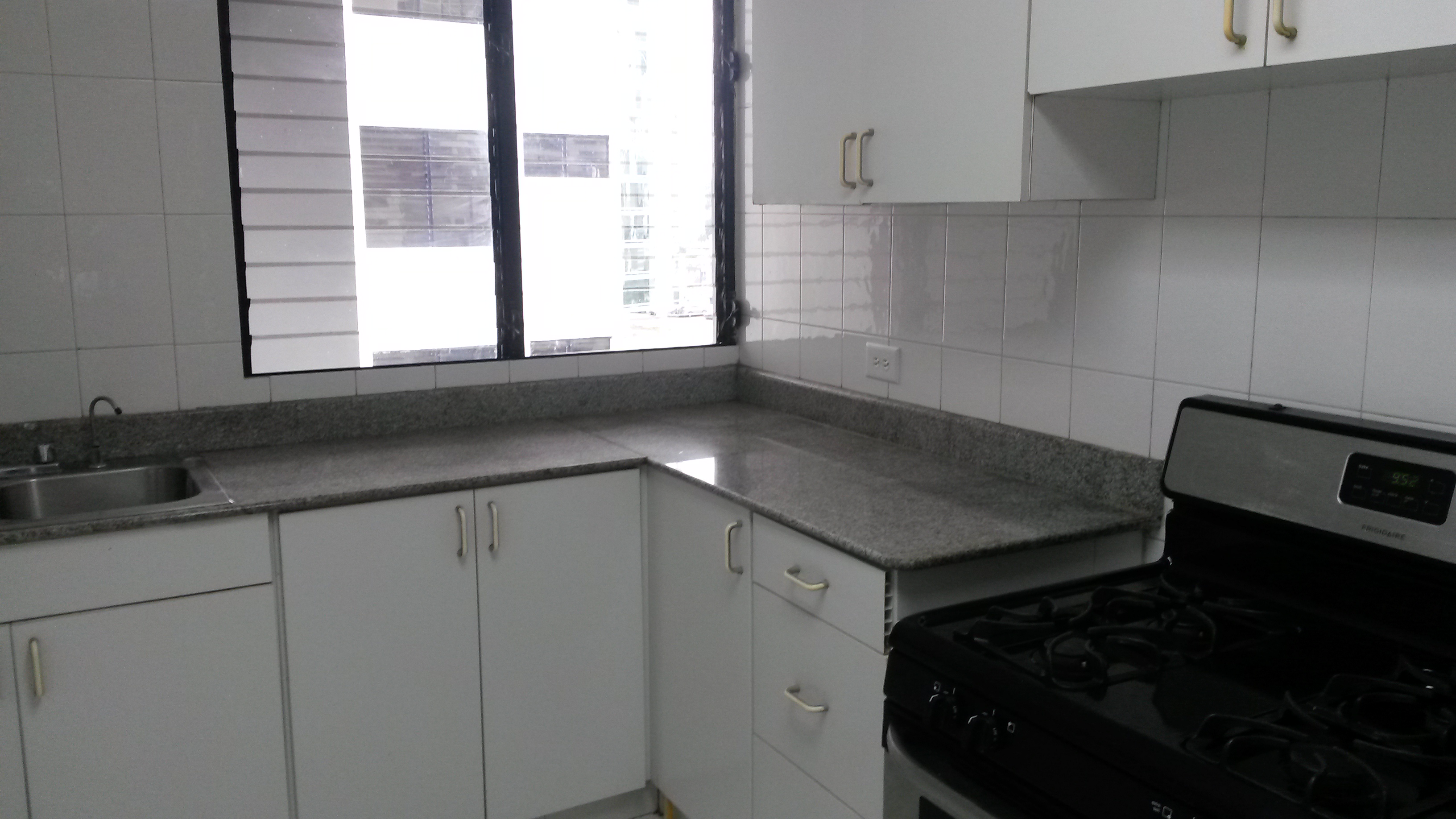 Rent apartment in the ave. balboa
