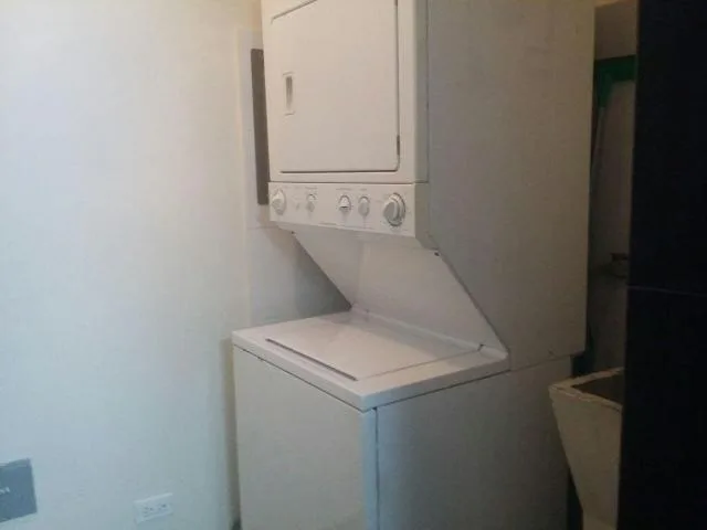 Apartamento amoblado en la av balboa. — 3