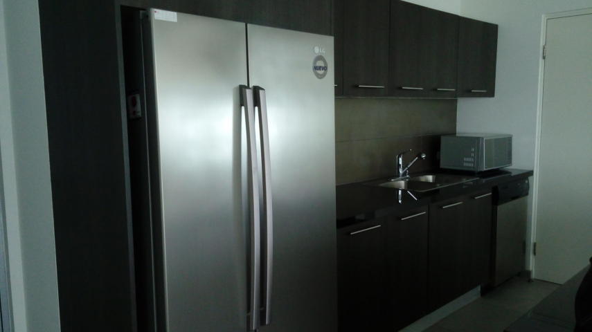 Alquilo hermoso apartamento amoblado via espaÃ±a 