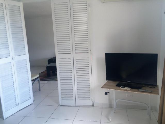 Apartamento amoblado en la av balboa.