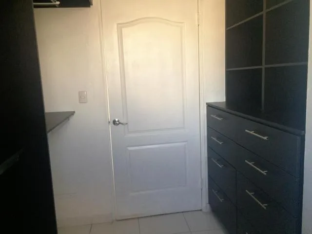 Apartamento amoblado en la av balboa. — 4