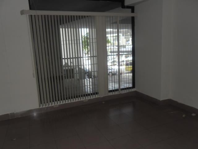 Rent beautiful office in avenida balboa 