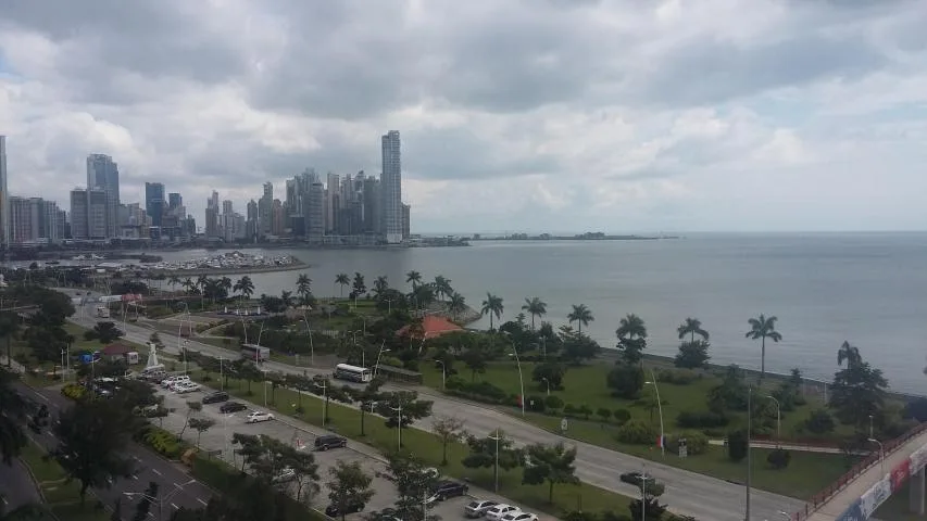Apartamento avenida balboa amoblado con balcon (16-4720 dh) — 3
