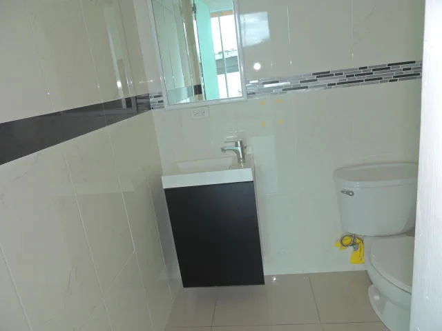 Local comercial en avenida balboa  vl  17-143  (667.63711) — 2