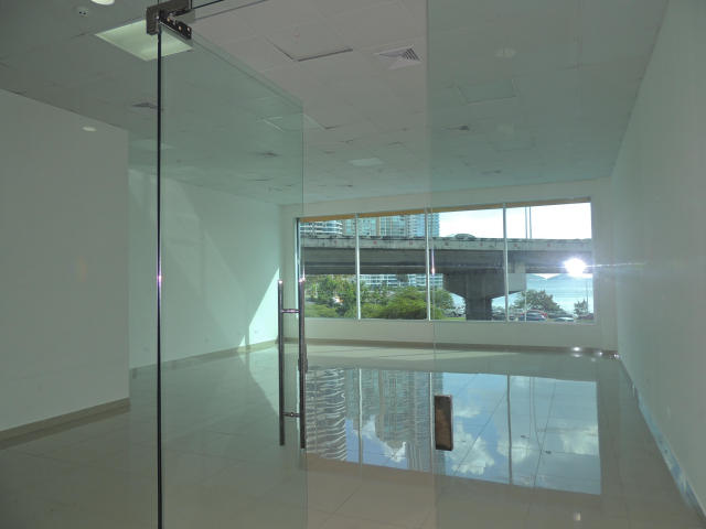 commercial spaces in avenida balboa vl 17-143 (667.63711)
