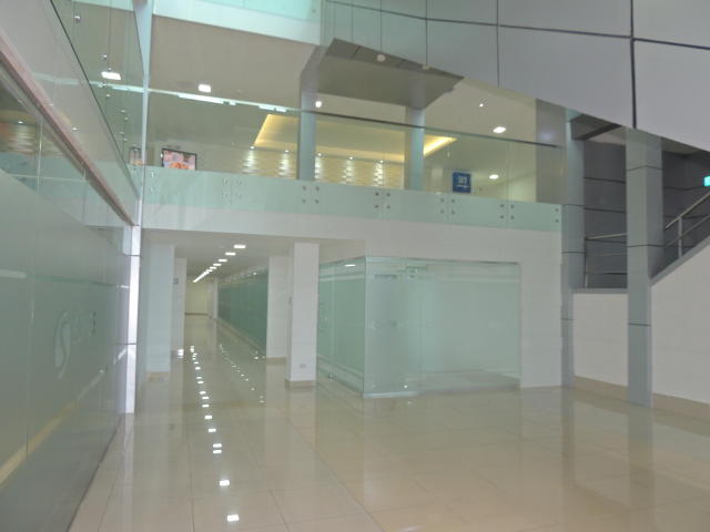 Oficinas y locales comerciales av. balboa vl 17-144 (667.63711)