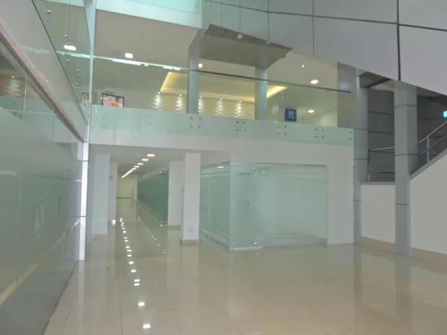 Oficinas y locales comerciales av. balboa vl 17-144 (667.63711) — 5