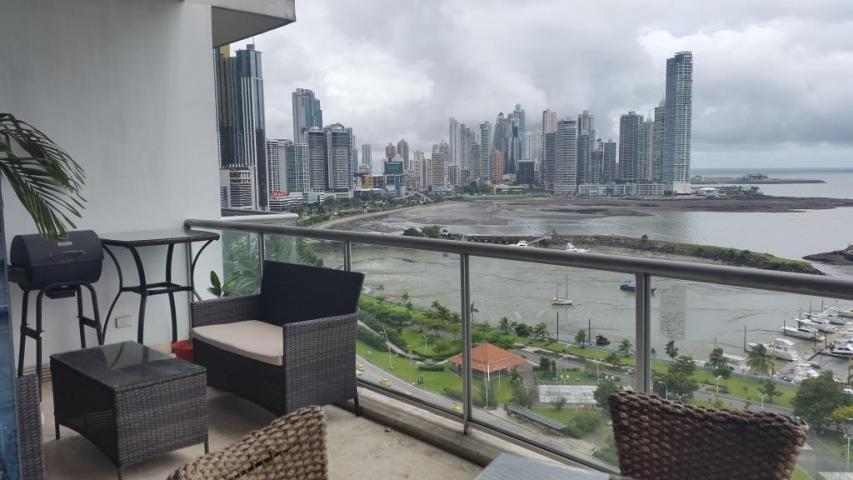 Venta lujoso apartamento con vista al mar en ave balboa  