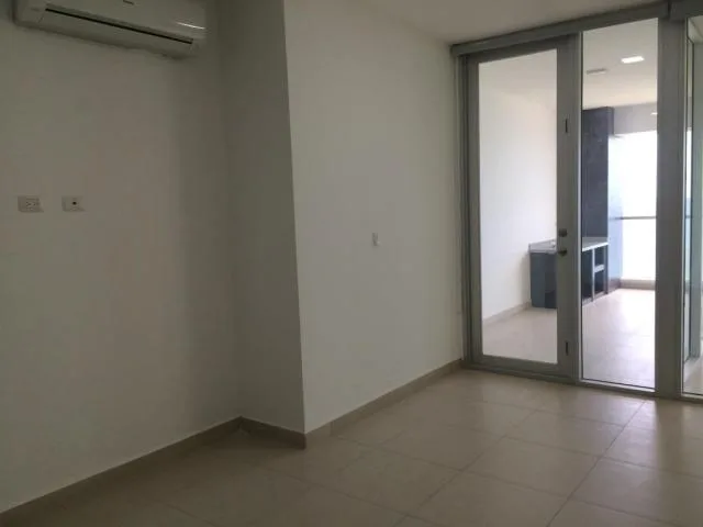  amplio apartamento en avenida balboa  — 5
