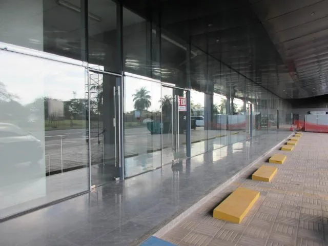   local comercial en avenida balboa  — 5