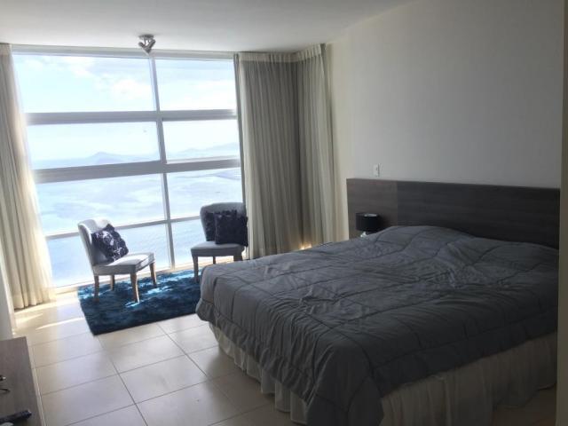 Furnished apartment for rent with sea view 