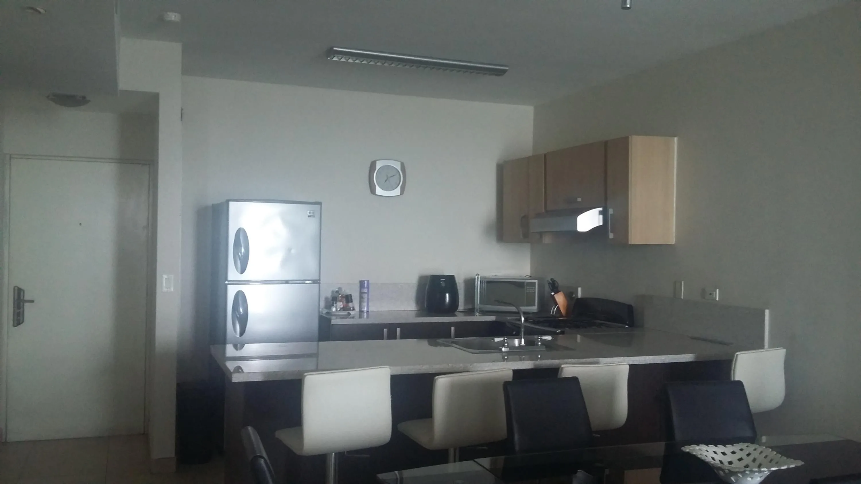Alquilo apartamento amoblado, vista al mar, 1 recamara, avenida balboa cp164720 — 2