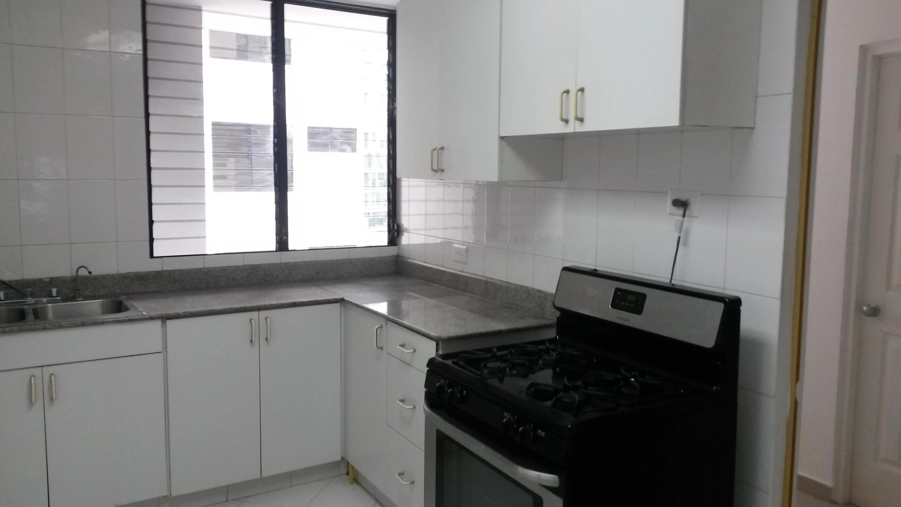 Alquilo apartamento amoblado, vista al mar, 2 recamaras, avenida balboa cp164994 — 5