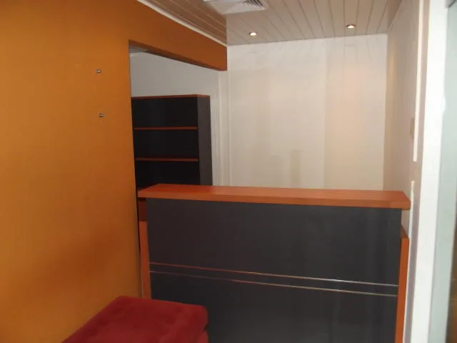 Local comercial en avenida balboa *lch mls #15-3069 — 3