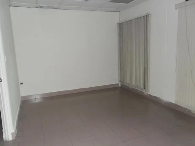 Local comercial en alquiler av balboa **lch mls #15-1574 — 2