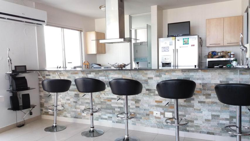 Apartamento en alquiler 192m2 san francisco mls16-4923.rtq