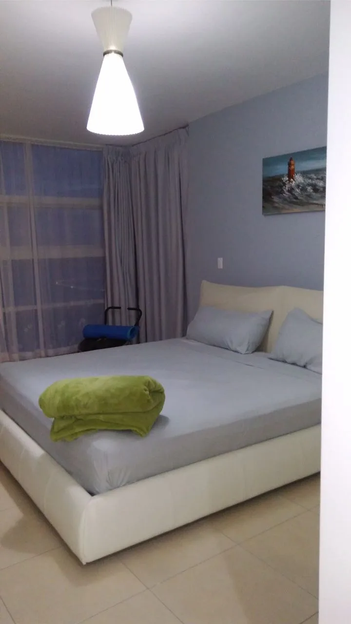 Se alquila apartamento amoblado de lujo con vista al mar — 4