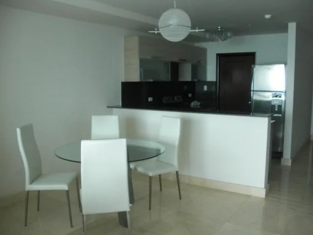Apartamento en alquiler en av balboa, 16-3905 nbh — 3