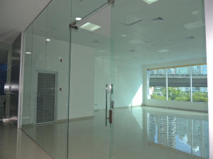 Local comercial alquiler en avenida balboa mls 17 143 (rp)
