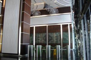 Oficina comercial alquiler en avenida balboa mls 17 266 (rp)