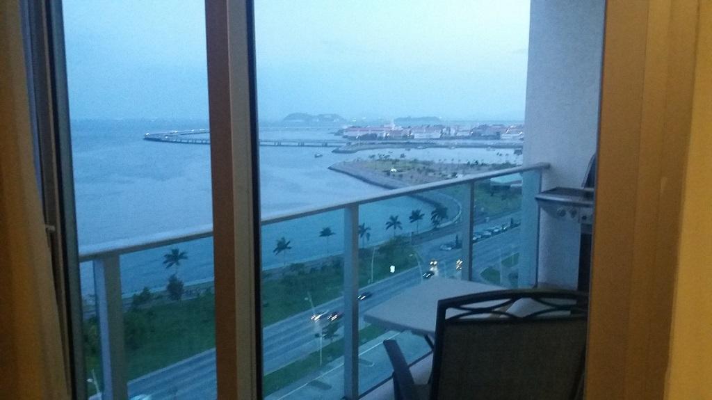 Vendo apartamento amoblado frente al mar, avenida balboa, cp163840