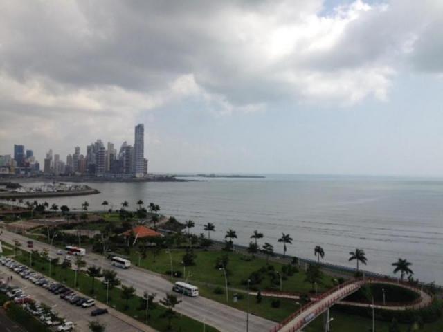 Apartamento en venta en la avenida balboa che3840