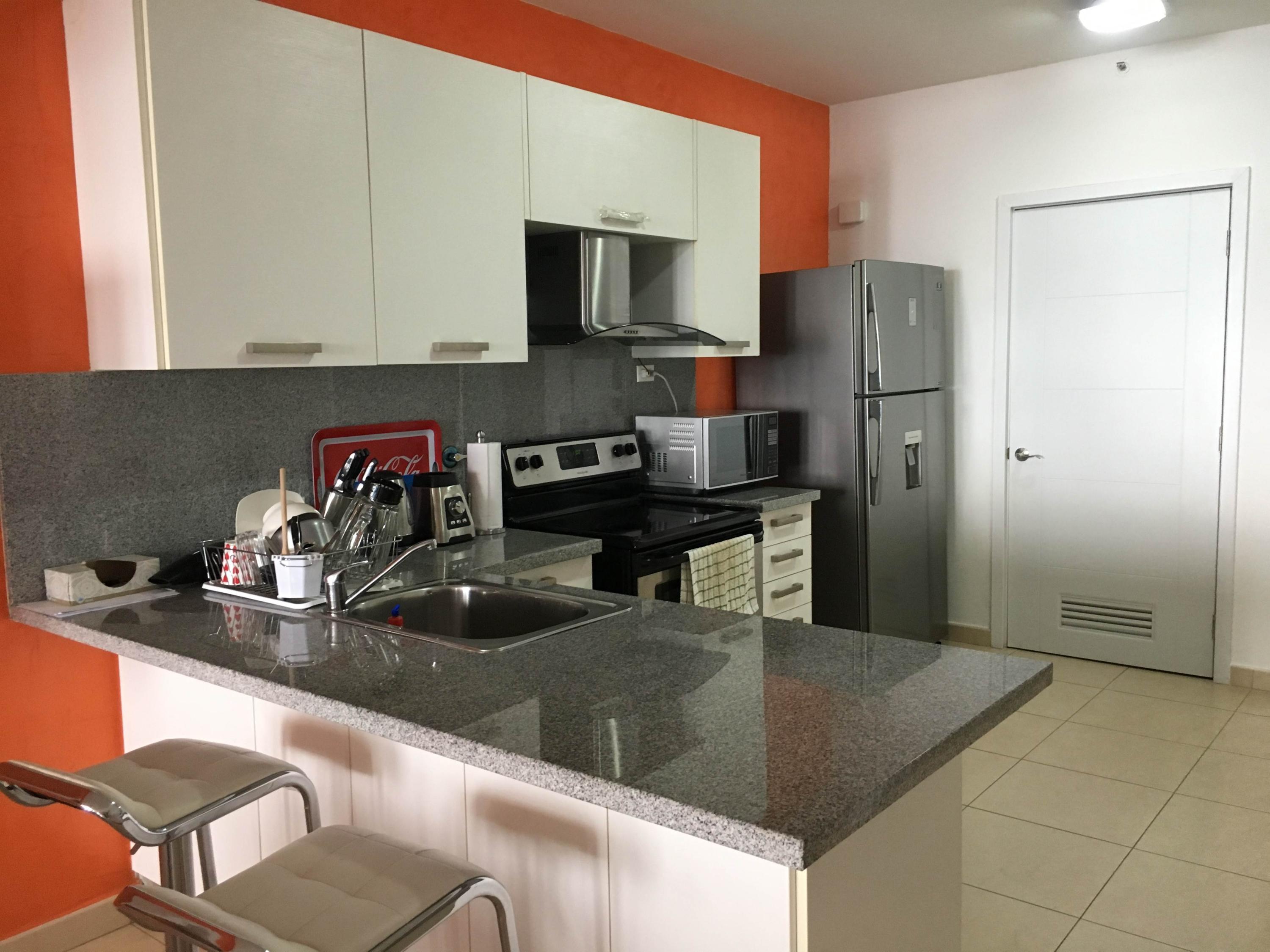 I am selling a spectacular furnished apartment, avenida balboa, cp164964