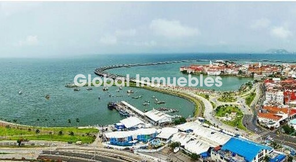 Bay view 2 bed ocean view and old town