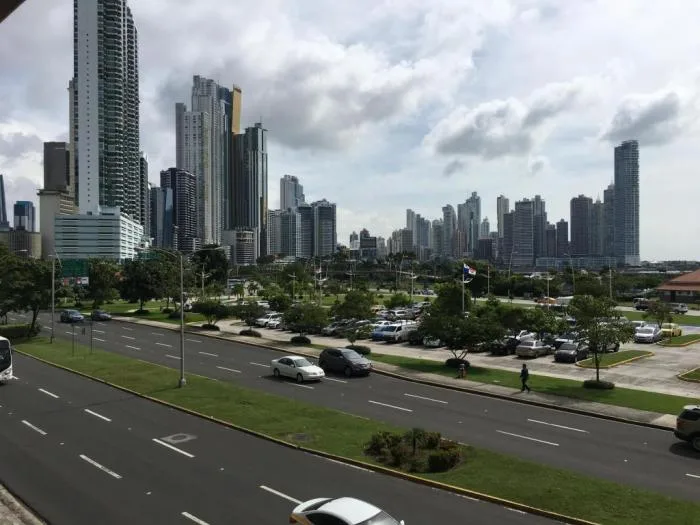 Apartamento en alquiler en av balboa, 16-4546 nbh — 3