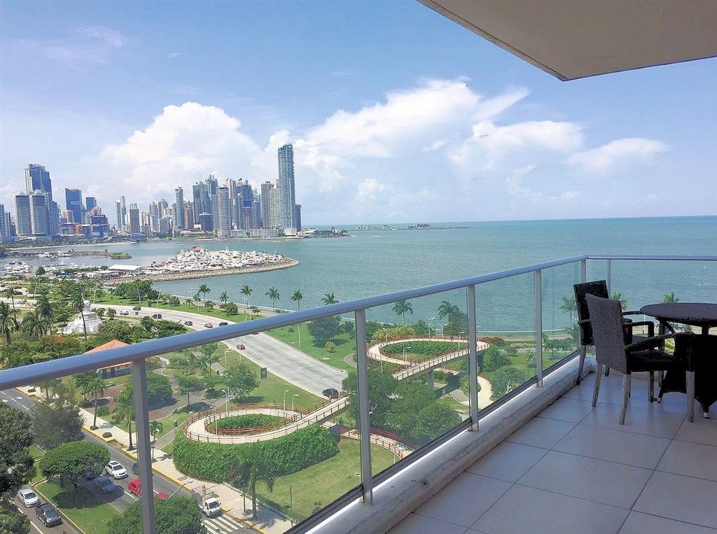 Spectacular apartment in ph destiny (id 10793)