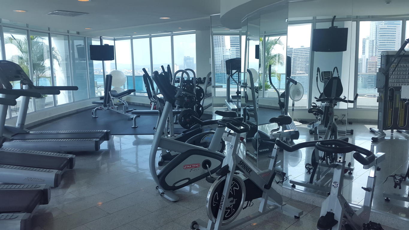 Beautiful apartment for rent in av. balboa - jg mls # 17-668