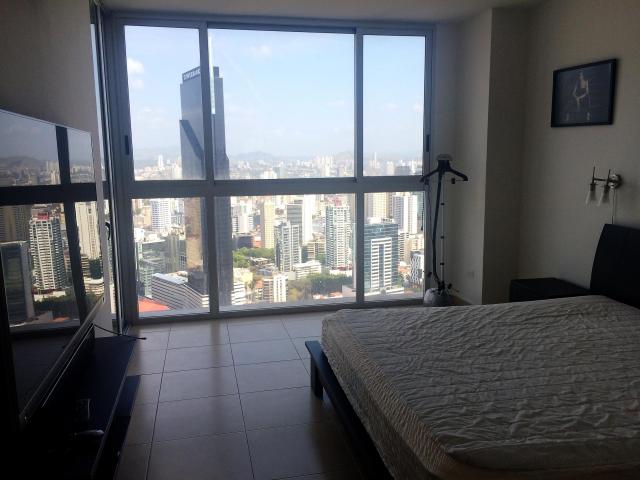 Apartamento en alquiler 126m2 avenida balboa mls17-600.rtq