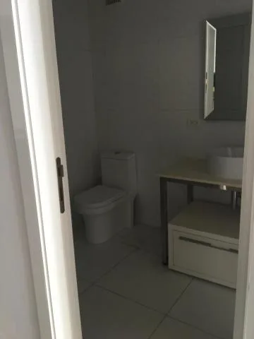  se alquila apartamento en avenida balboa  — 3