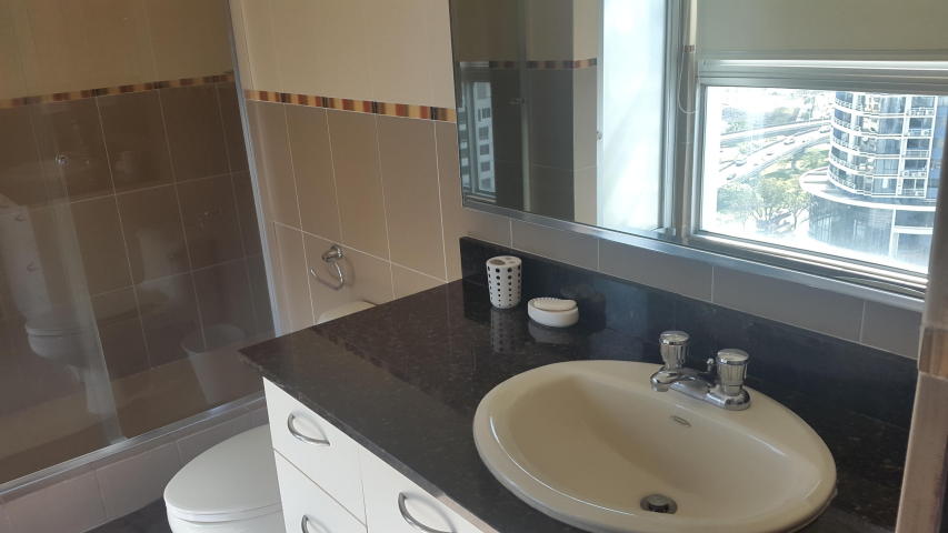 Apartamento en alquiler avenida balboa ifr 17-668