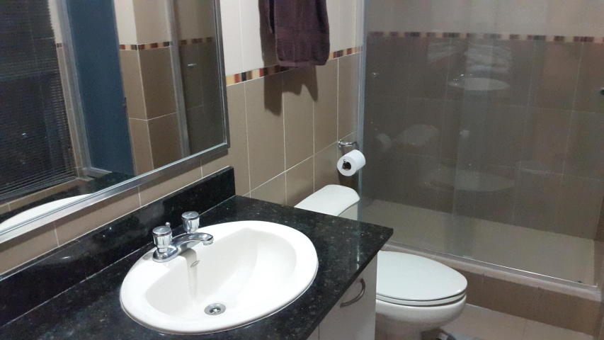 Apartamento en alquiler avenida balboa ifr 17-698