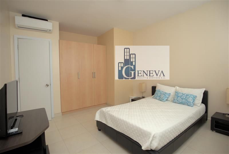 For rent spacious apartment in waters on the bay (id 10703)