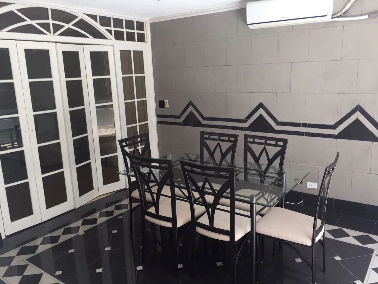 Se alquila o se vende apartamento equipado — 4