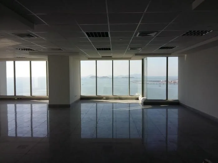Oficina en alquiler en torre bicsa, 17-490 nbh — 2